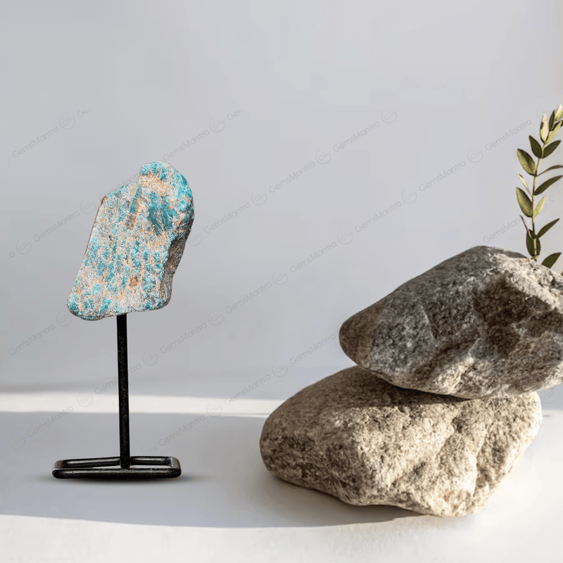Apatite Raw Stone Stand