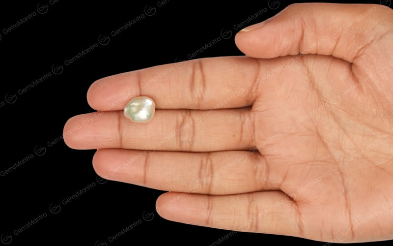 Keshi Pearl (4.83 Carats)