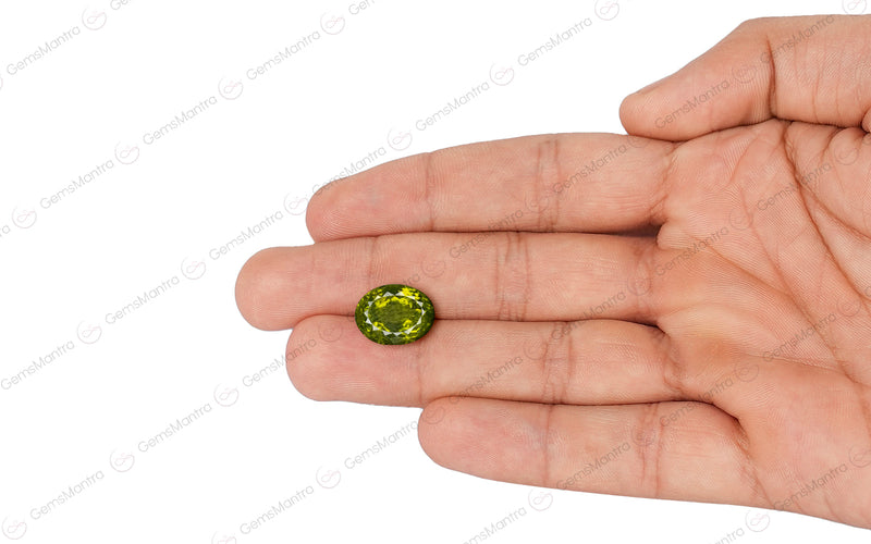 Peridot - 5.26 Carats