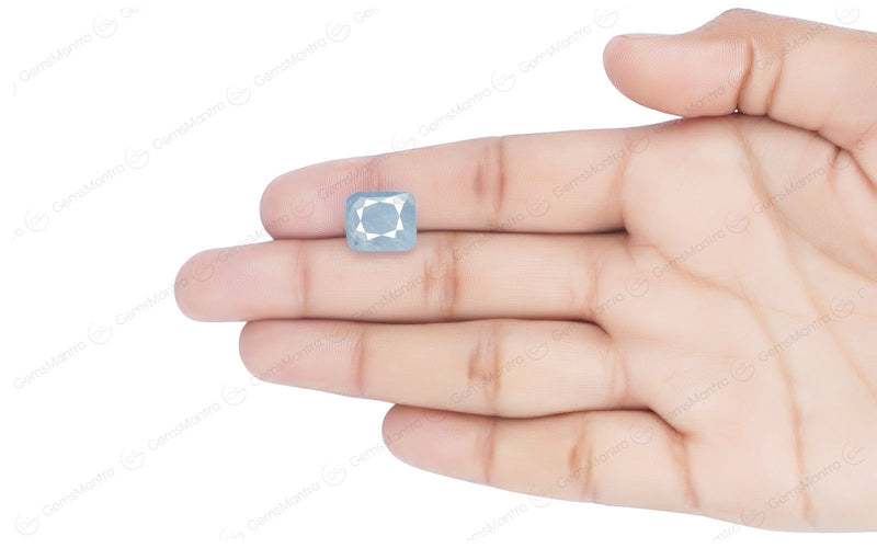 Blue Sapphire - 9.58 Carats