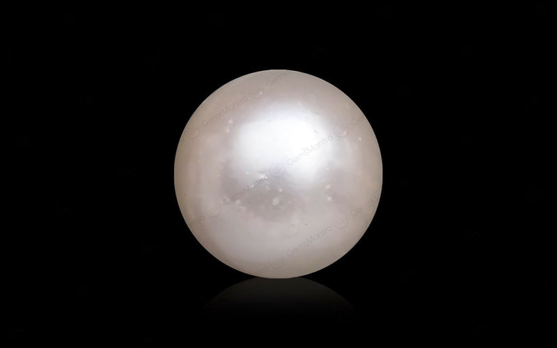 South Sea Pearl - 9.44 Carats