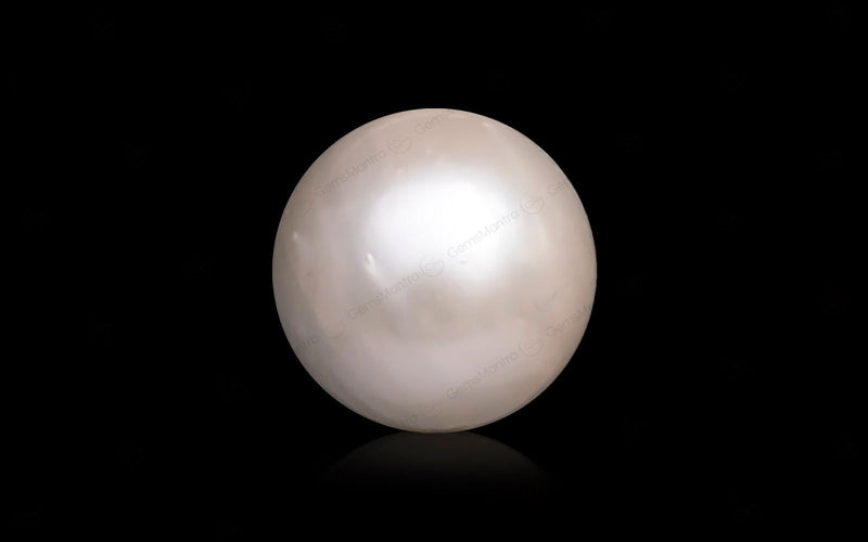 South Sea Pearl - 9.26 Carats