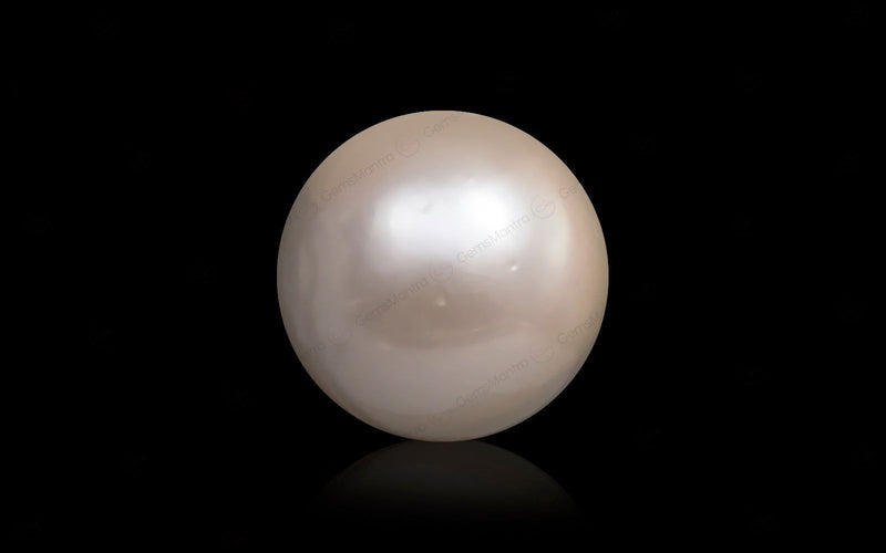 South Sea Pearl - 9.27 Carats