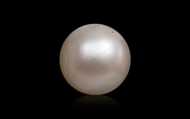 South Sea Pearl - 10.04 Carats
