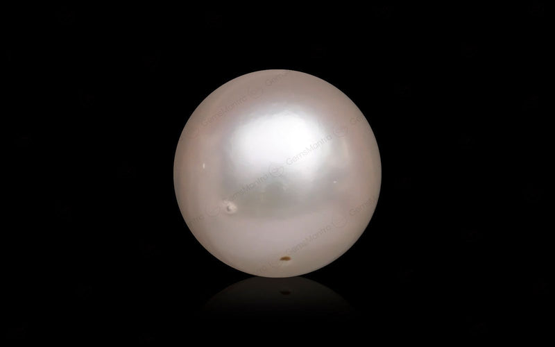 South Sea Pearl - 10 Carats