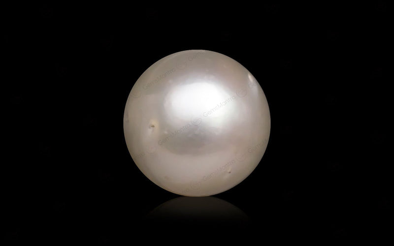 South Sea Pearl - 10.11 Carats