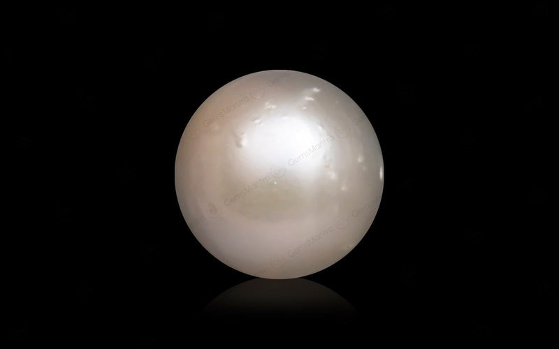 South Sea Pearl - 10.04 Carats