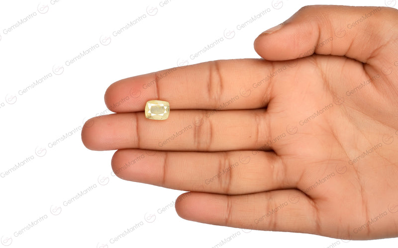 Yellow Sapphire - 3.42 Carats