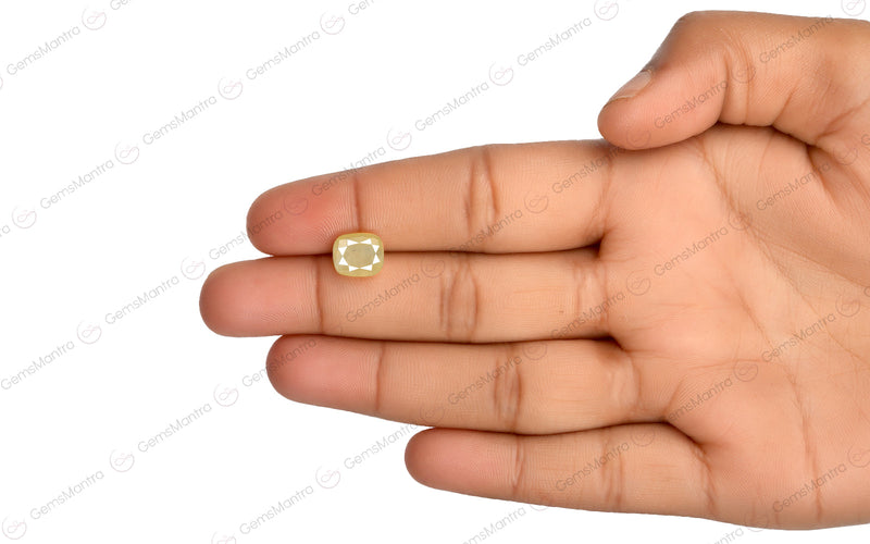 Yellow Sapphire - 4.62 Carats