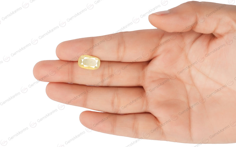 Yellow Sapphire - 4.54 Carats