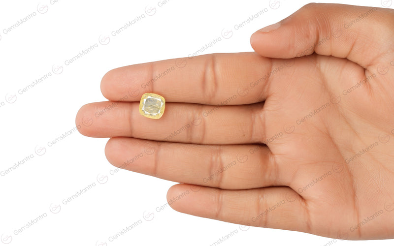 Yellow Sapphire - 4.71 Carats