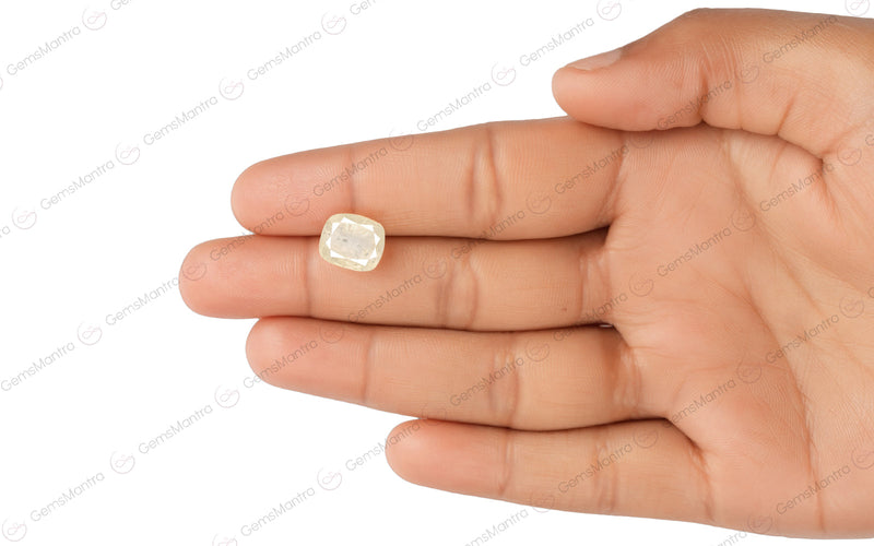 Yellow Sapphire - 5.58 Carats