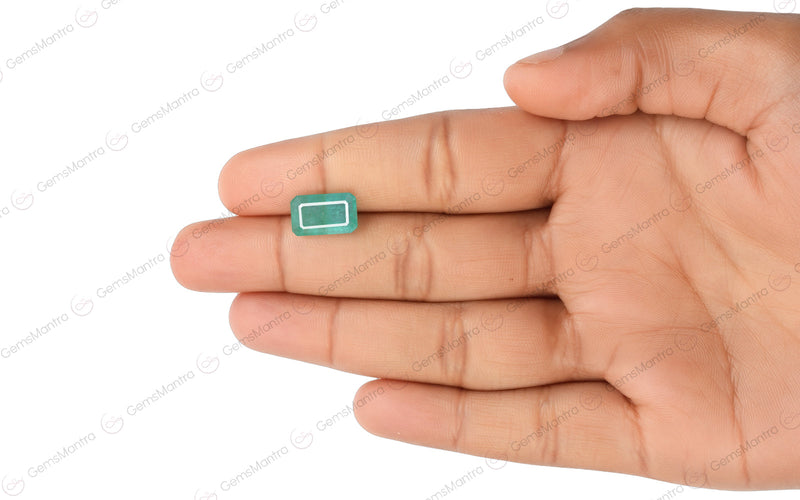 Emerald - 3.72 Carats