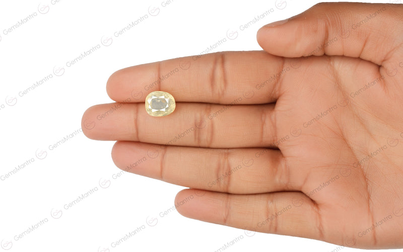 Yellow Sapphire - 6.76 Carats