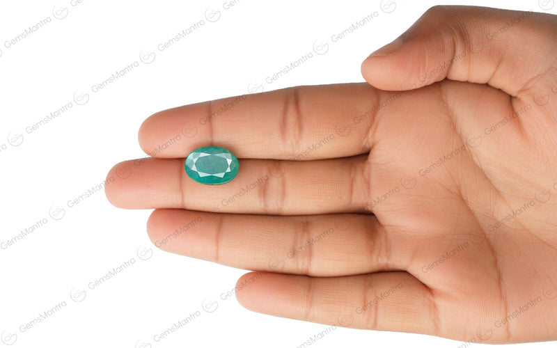 Emerald - 6.1 Carats