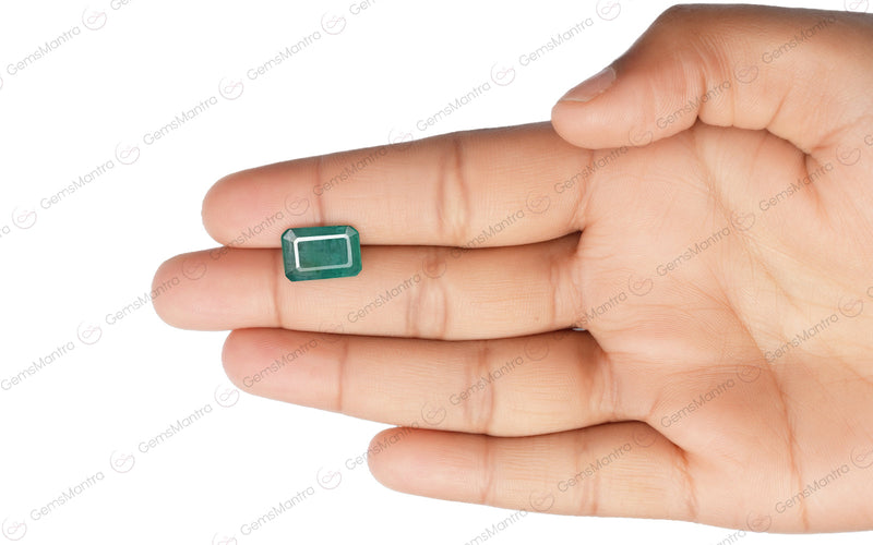 Emerald - 4.39 Carats