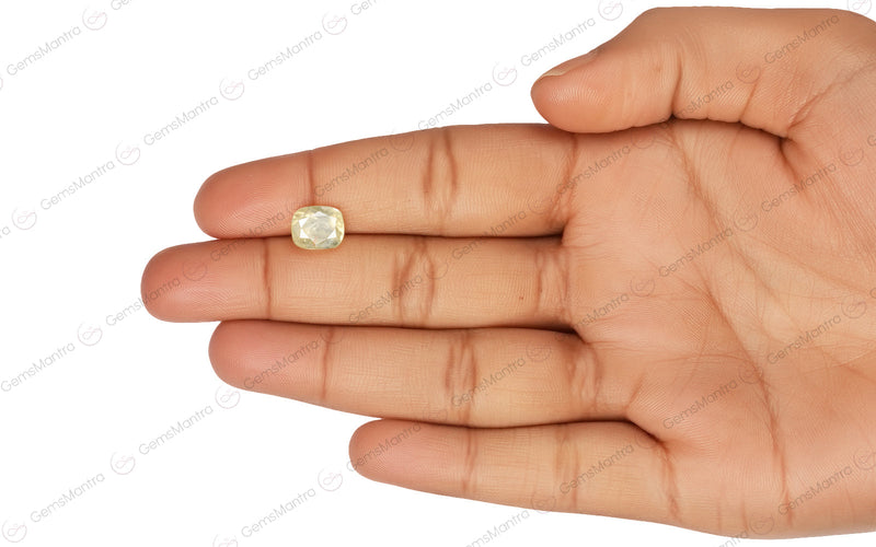 Yellow Sapphire - 3.48 Carats