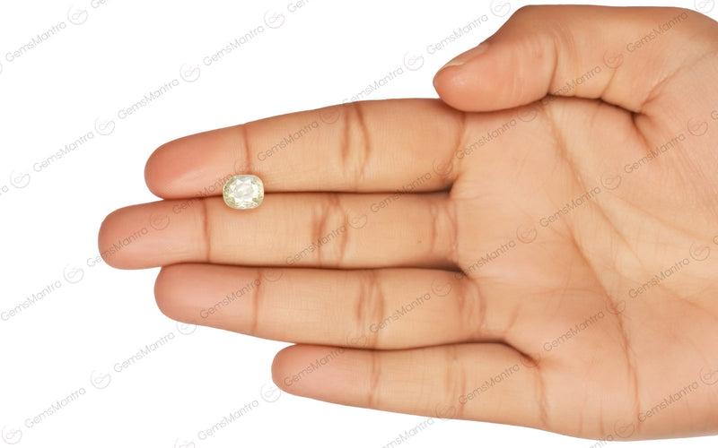 Yellow Sapphire - 2.89 Carats