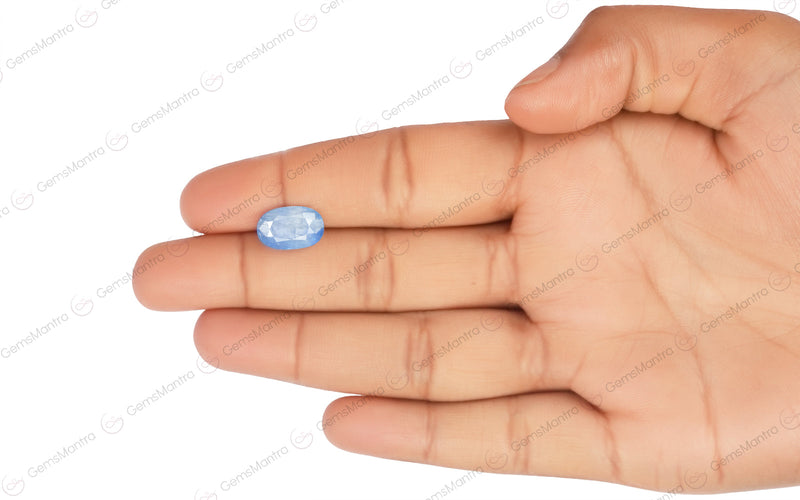 Blue Sapphire - 3.73 Carats