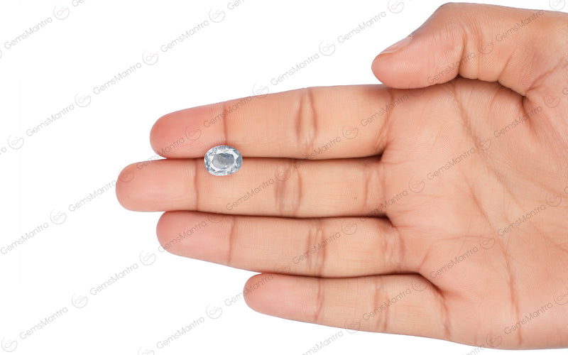 Blue Sapphire - 3.55 Carats