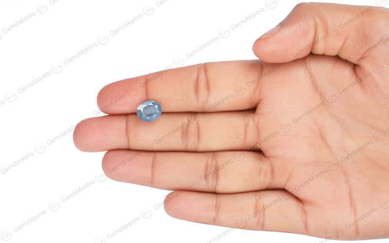 Blue Sapphire - 3.72 Carats