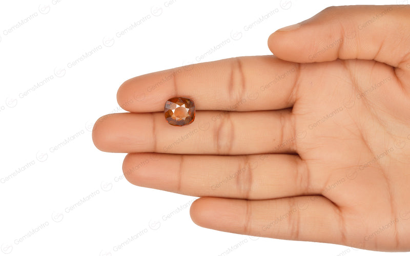 Hessonite - 6.73 Carats