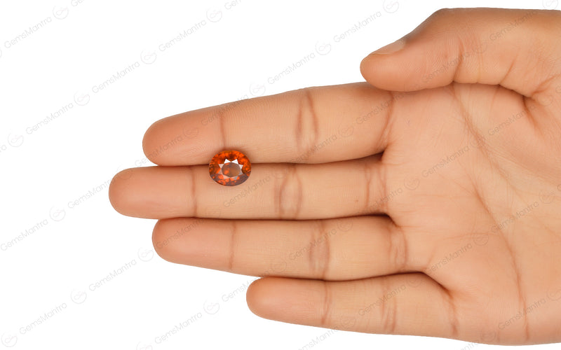 Hessonite - 5.62 Carats