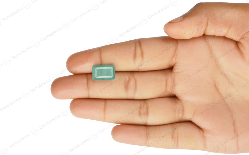 Emerald - 5.49 Carats