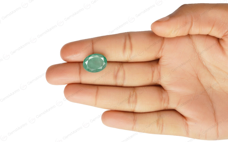 Emerald - 9.54 Carats