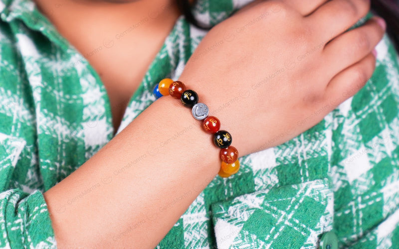 Smile Bracelet Multi Om Mani