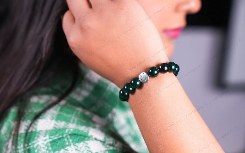 Smile Bracelet Green Jade